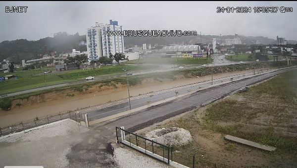 Câmera ao vivo Brusque Beira Rio – Ponte Bateas - Live Cam